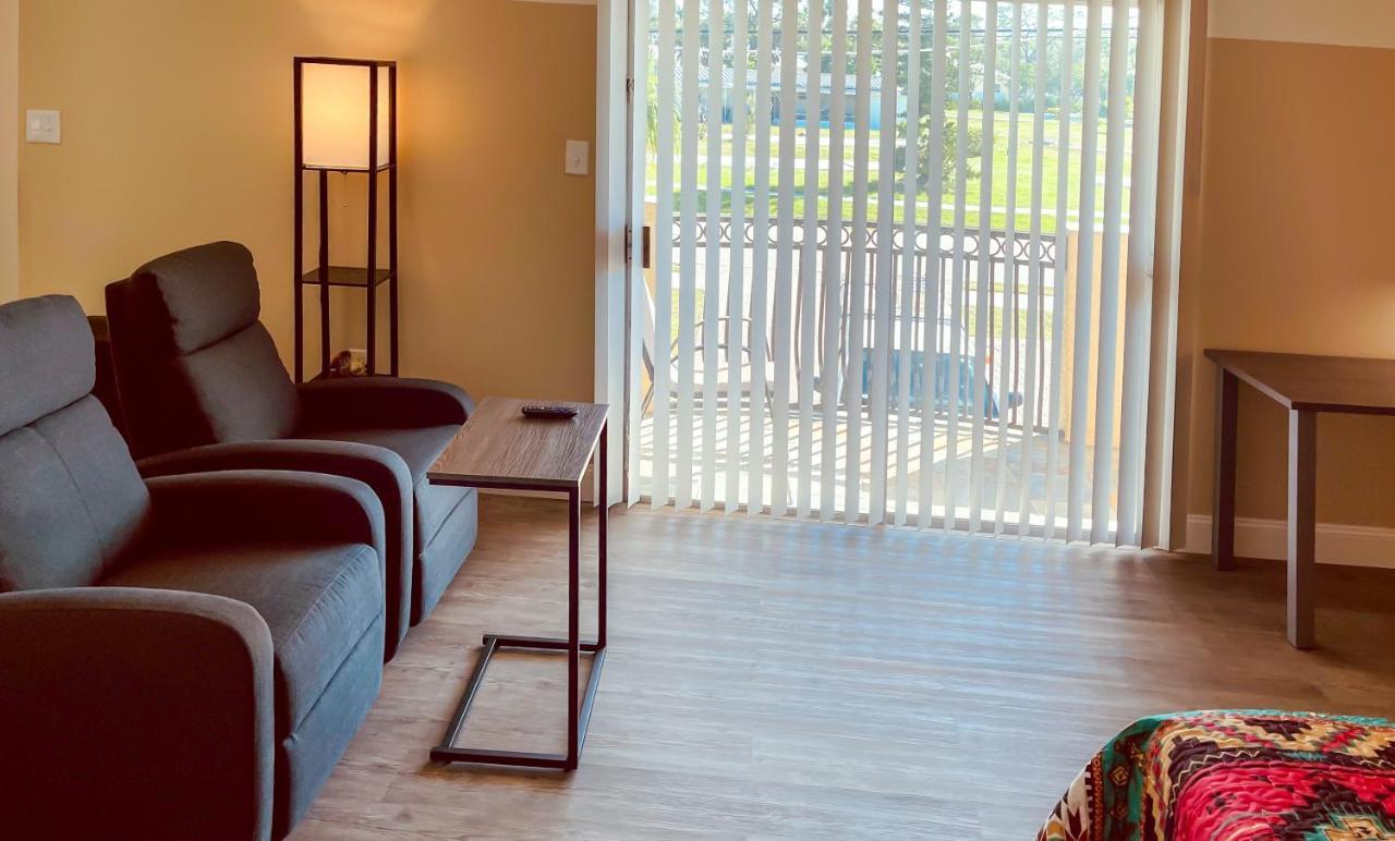 White Orchid Apartments Fort Myers Luaran gambar